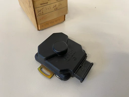 NOS gasklephuisschakelaar D-Jetronic Mercedes-Benz W114 250CE