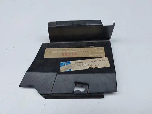 NOS verbindingsstuk voorbouw voor Mercedes-Benz W108 W109