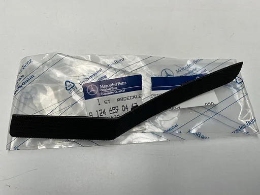 NOS lijstje luidsprekerafdekking brasil rechts Mercedes W124
