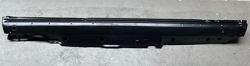 NEU NOS Längsträger / Schweller rechts für Mercedes-Benz W126 SE