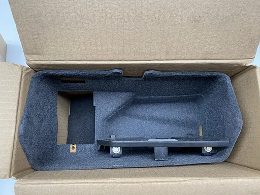 NOS handschoenenkastje voor Mercedes-Benz W201 taxi