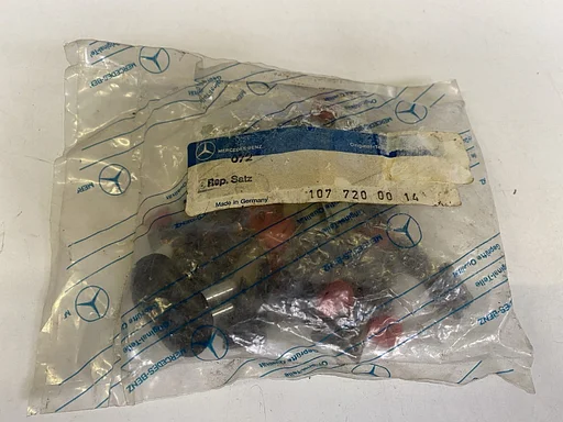 NEU NOS Reparatursatz Fahrertürumbau Mercedes-Benz R107 C107