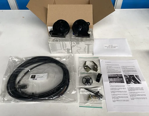 NEW installation set SA 452 two tone horn for Mercedes-Benz W123