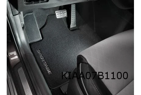 Kia Sportage (QL) Mattenset (4x) velours tekst "Sportage" Origineel! F1143ADE02