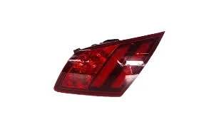 Peugeot 308 (11/13-10/17) (T9) achterlicht Rechts binnen OES! 9677818280