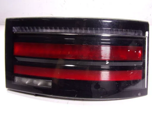 Land Rover Discovery V (1/21-) (L462) achterlicht Rechts binnen (LED dynamisch) OES! LR144108