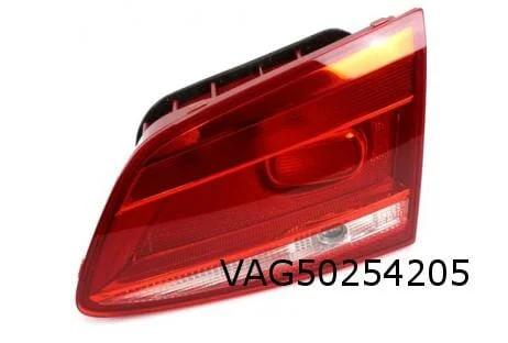Volkswagen Passat B7 (1/11-10/14) achterlicht Links binnen (Variant) OES! 3AF945093Q