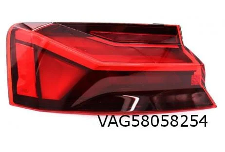 Audi A5 (1/20-) fanale posteriore destro esterno (lampeggiante dinamico) OES! 8W6945092AA