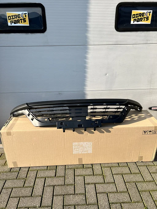 Renault Arkana (5/21-) onderzijde voorbumper met grille Origineel! 622547294R