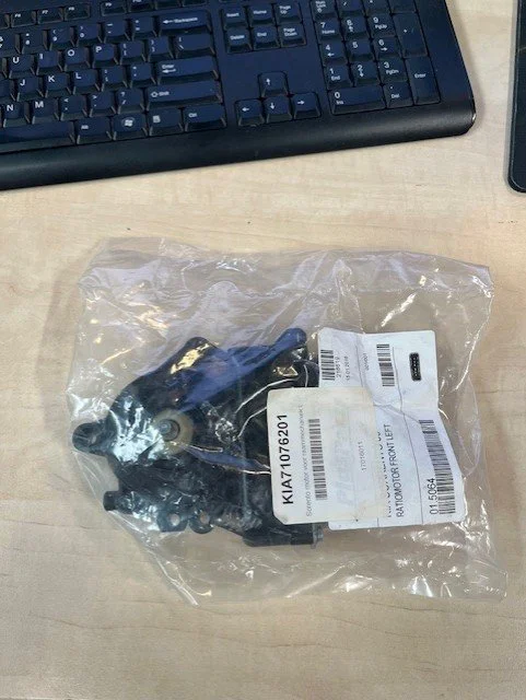 Kia Sorento (11/09-2/15) Motor voor Raammechaniek Links voor OES! 824502P010