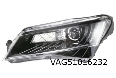 Skoda Superb (3/15-9/19) Koplamp Rechts (HID) Origineel! 3V1941018A