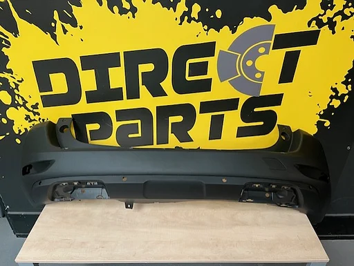 Peugeot 5008 (6/17-1/21) (P87) achterbumper (bij PDC) (bij RVS bescherming boven) Origineel! (beschadigd) RESTPARTIJ!