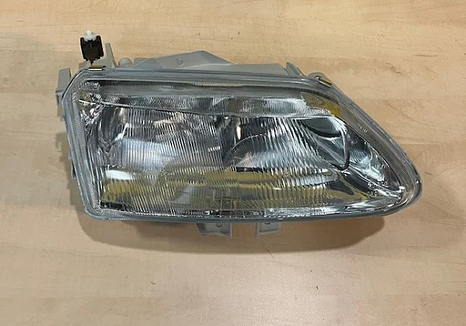 Renault Espace III/Laguna Scheinwerfer Rechts (hm.) MQ+ 7701038272 RESTPARTIES!