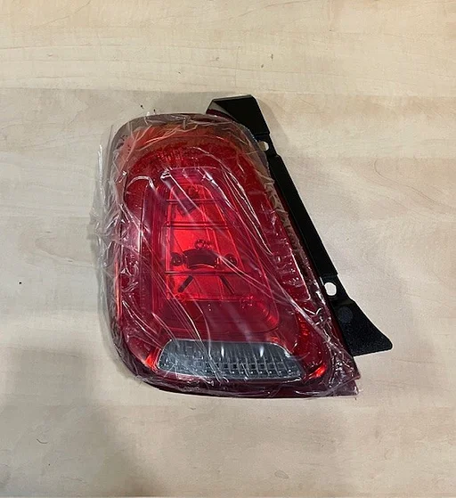 Renault Express (-9/94) Rücklicht Links (bei Klappe) OES 7701035363 RESTPARTIES!