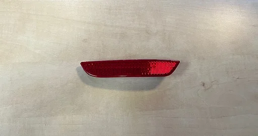 Renault Clio IV (1/13-10/19) reflector Links achter Origineel! 265659650R RESTPARTIJ!