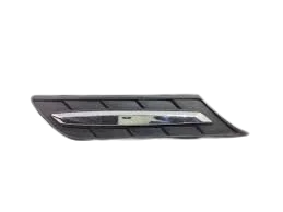 Suzuki Vitara (3/15 - 10/18) (LY / APK) sierlijst voorscherm Rechts boven (zwart/chrome) Origineel! 7261054P10C48