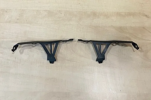 Peugeot 108 (6/14-4/22) voorbumpersteunset Links+Rechts binnen Origineel! 1612203080 RESTPARTIJ!