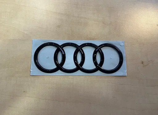Audi A6 (9/18-) achterklep merk embleem (zwart) Origineel! 8W9853742AT94 RESTPARTIJ!