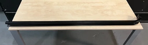 Mercedes-Benz Sprinter (6/18-) schuifdeur geleiderrail Rechts midden hoog Origineel! A9107660800 RESTPARTIJ!