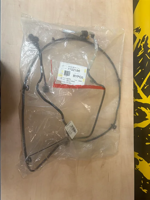 Audi 50 (04/75-08/81) Kabelboom Origineel! 8R0131984AA RESTPARTIJ!