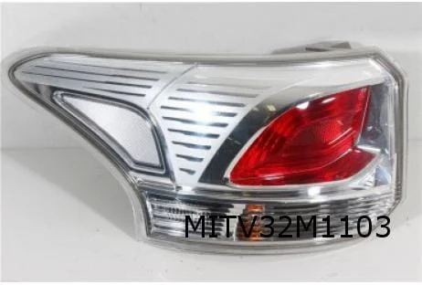 Mitsubishi Outlander achterlicht Links (niet voor PHEV) Origineel!  8330B101