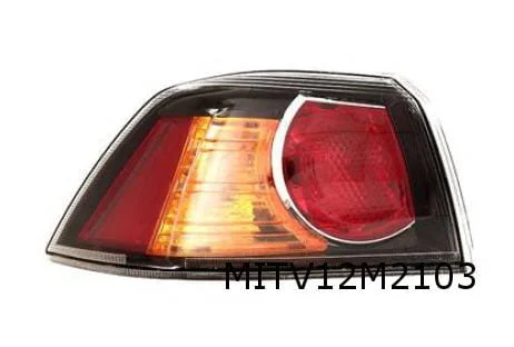 Mitsubishi Lancer Sedan achterlicht Links buiten (zwart) Origineel! 8330A623