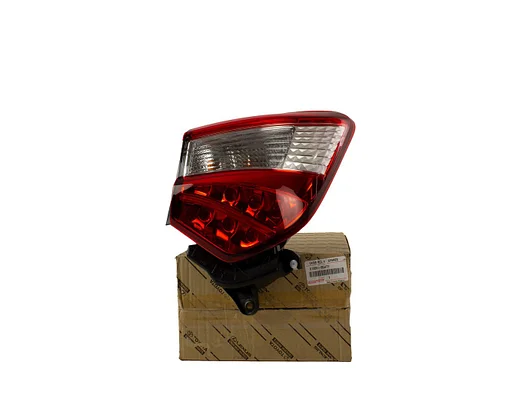 Toyota Yaris – Lumină spate dreapta exterioară (Hibrid) – Original