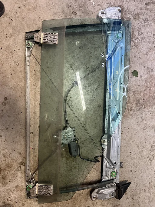 Audi Coupe B3 B4  eletrisch raammechanisme rechtsvoor