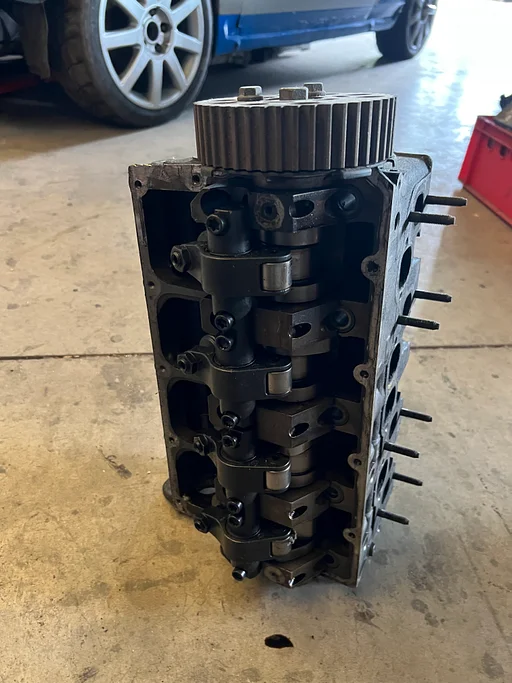 VW  golf caddy passat 1.9 TDI cilinderkop 038 103 373 r