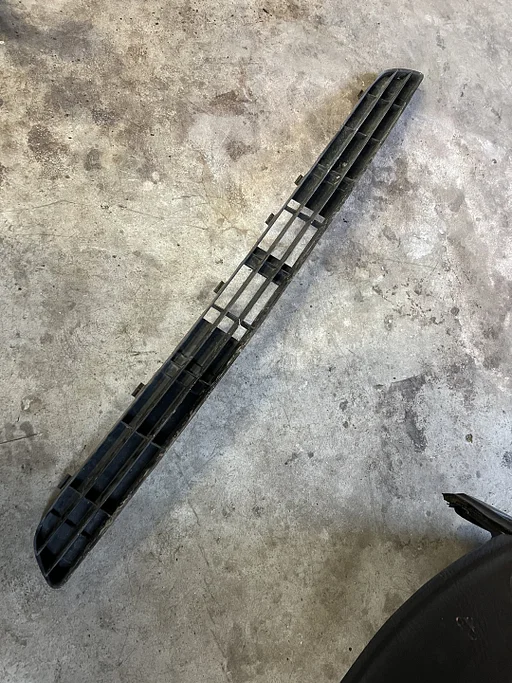 Audi 80 B3 bumpergrille midden bumperrooster