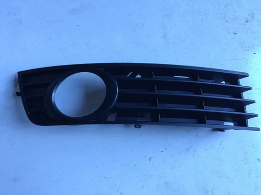 Bumperrooster rechtsvoor Audi A4 B6 ('01-'04) 8E0807682