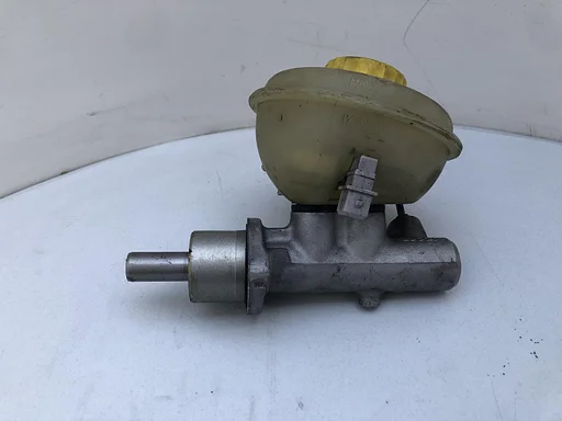 Hoofdremcilinder Audi 80 B4 2.8 ('91-'95) 8A0611301A