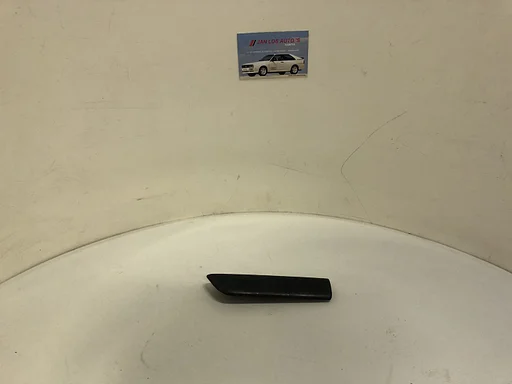 Sierlijst spatbord links voor Audi 80 B4 (91-'95) 811853507A