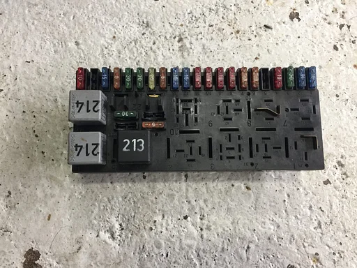 Zekeringkast Audi 80 & Cabriolet B4 ('91-'00) 443941822B