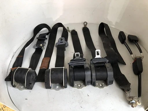 Gordel set voor en achter Audi Coupe B2