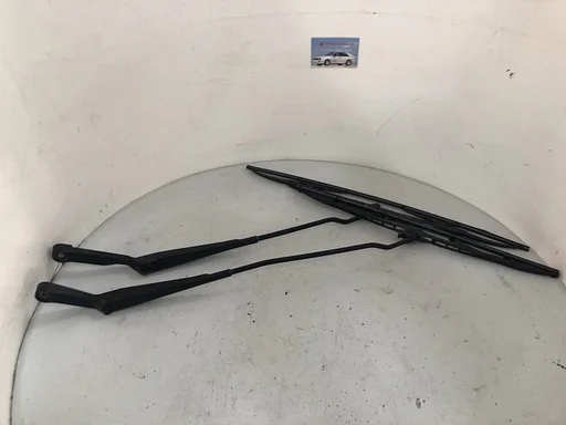 VW Golf Cabrio 3 3.5 4 ruitenwisserarm  set ruitewisser