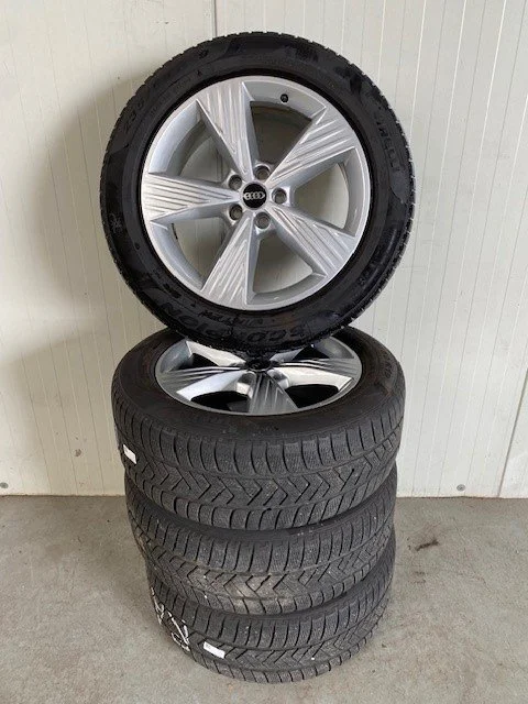 Audi Q4 Lmv Pirelli winterbanden 235/55 R19