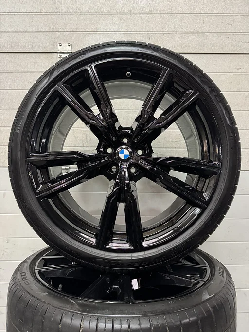 NIEUW 22’’ BMW X5 X6 G05 G06 VELGEN ZOMERBANDEN ORIG SET TPMS 747M BLACK