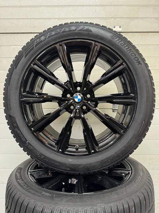 NIEUW 20’’ BMW X5 X6 G05 G06 VELGEN WINTERBANDEN ORIG TPMS 740M BLACK