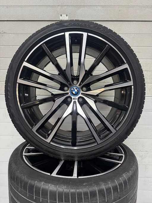 DEMO 22’’ BMW X5 X6 G05 G06 VELGEN ZOMERBANDEN ORIG SET TPMS 742M