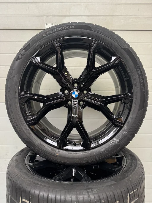 DEMO 21’’ BMW X5 X6 G05 G06 VELGEN ZOMERBANDEN ORIG 741M * RFT BLACK