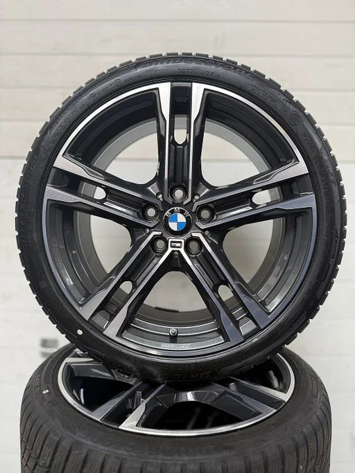 #7 18’’ BMW 1 SERIE F40 F44 VELGEN WINTERBANDEN ORIG TPMS 819m* RFT
