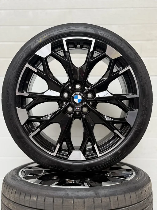 DEMO 19’’ BMW 1 SERIE F70 VELGEN ZOMERBANDEN ORIG TPMS 977M *