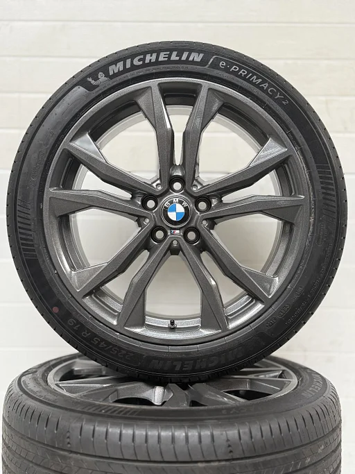 NIEUW 19’’BMW X1 F48 X2 F39 VELGEN ZOMERBANDEN ORIG TPMS STYLE 715M