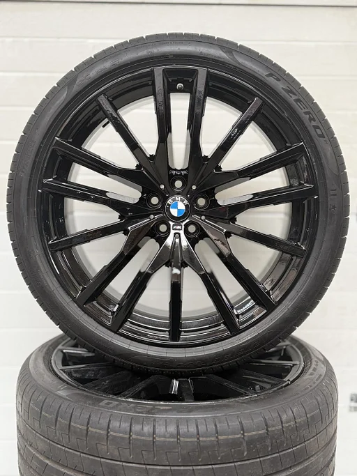 NIEUW 22’’ BMW X5 X6 G05 G06 VELGEN ZOMERBANDEN ORIG SET TPMS 742M  BLACK