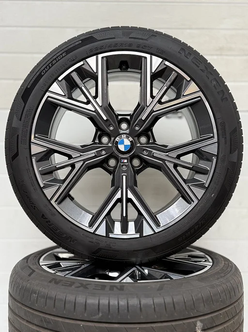 DEMO 18’’ BMW 1 SERIE F70 VELGEN ZOMERBANDEN ORIG TPMS 975M *