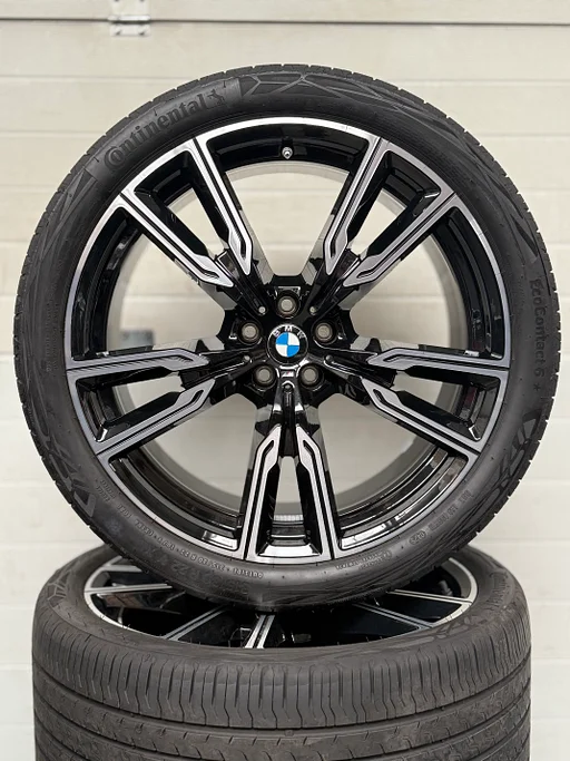 DEMO 22’’ BMW X5 X6 G05 G06 VELGEN ZOMERBANDEN ORIG SET TPMS 747M