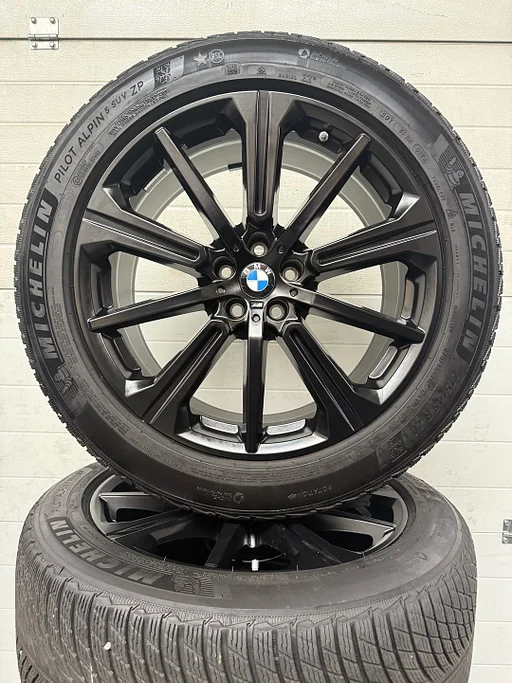 DEMO 20’’ BMW X5 X6 G05 G06 VELGEN WINTERBANDEN ORIG SET TPMS 748M * RFT