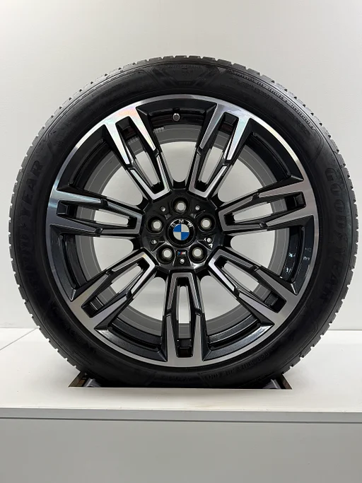 ❄️❄️19’’ BWM 5 SERIE I5 5 SERIE G60 G61 VELGEN ALL SEASON BANDEN 935M