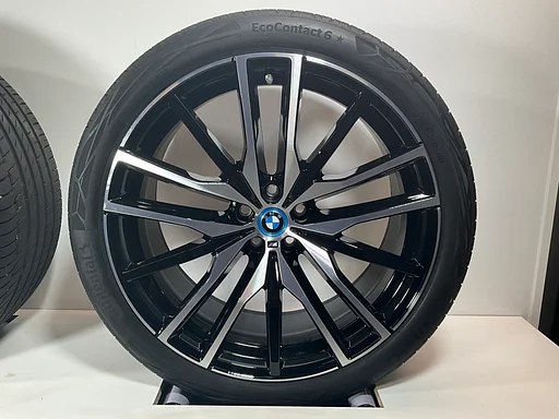 DEMO 22’’ BMW X5 X6 G05 G06 VELGEN ZOMERBANDEN ORIG SET TPMS 742M